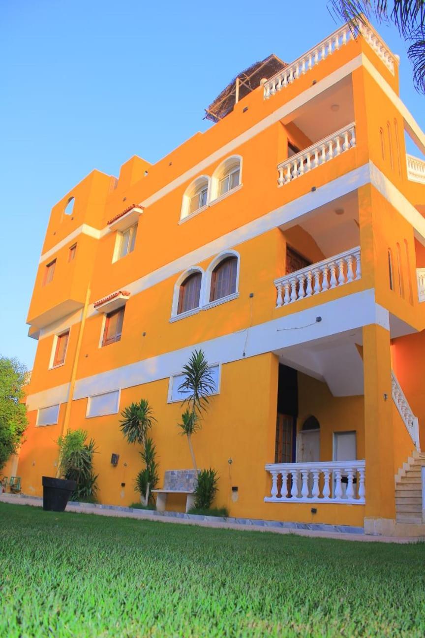 Sakkara 3* El Hawamdeya
